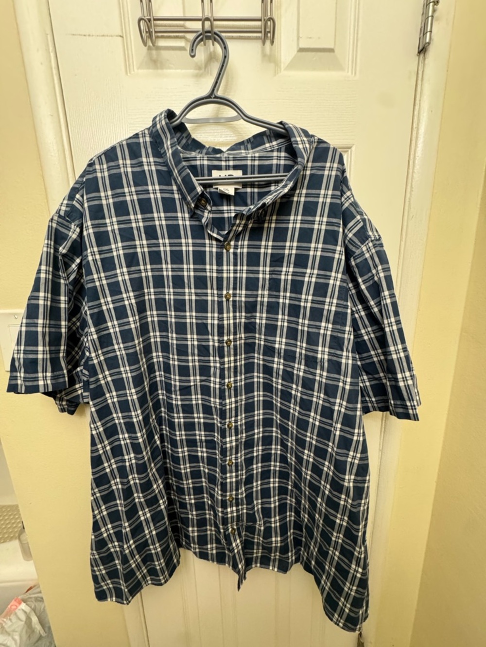 Harbor Bay Navy and White Plaid Short-Sleeve Button-Down Shirt